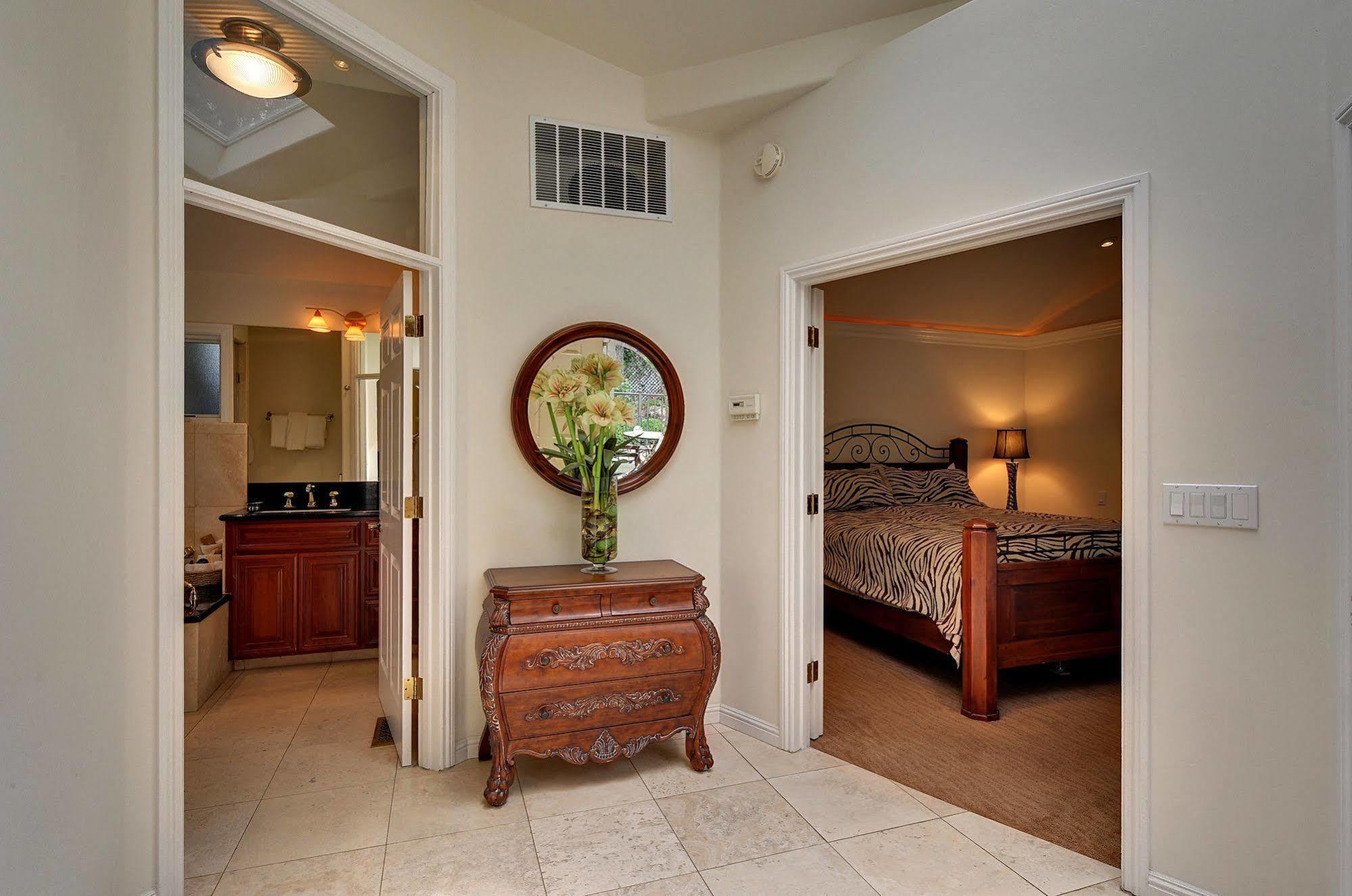 Saratoga Oaks Lodge Dış mekan fotoğraf