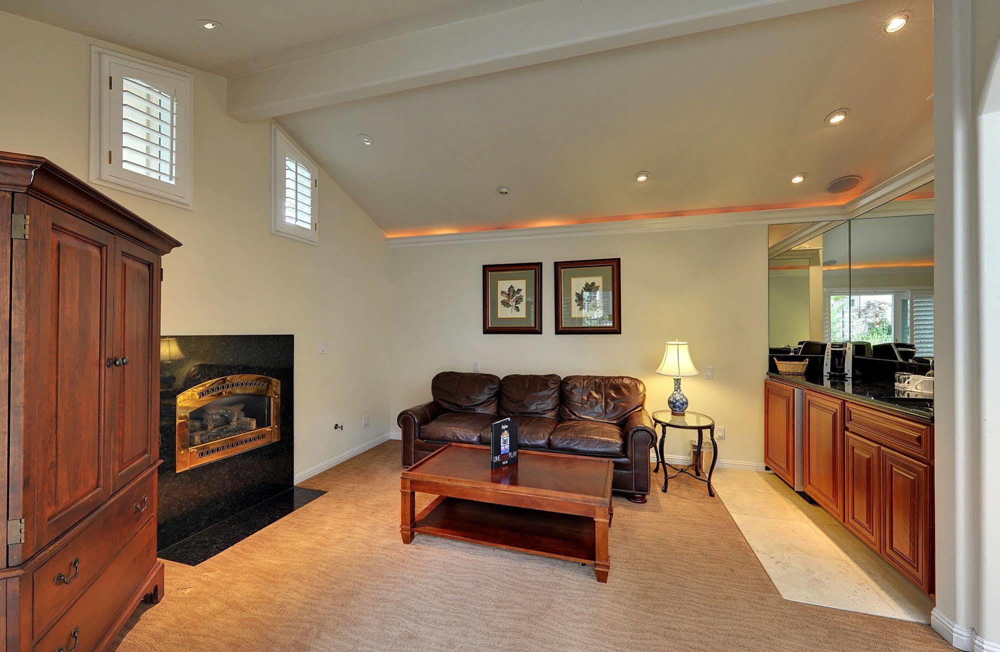 Saratoga Oaks Lodge Dış mekan fotoğraf