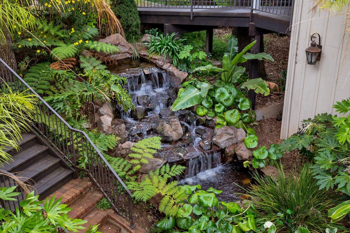 Saratoga Oaks Lodge Dış mekan fotoğraf